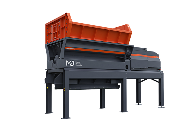 M&J P2000e electric pre-shredder